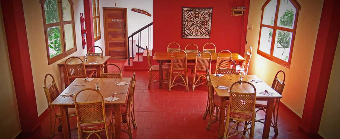 chrissie's café